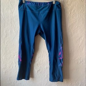 EUC Kyodan Cropped Yoga Athletic Leggings